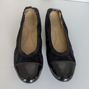 Geox Black Ballet Flat Black Suede with Pantent Leather Toe Size 10
